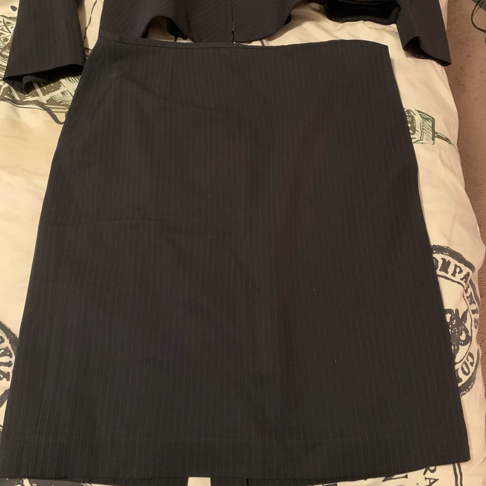 Tahari suit